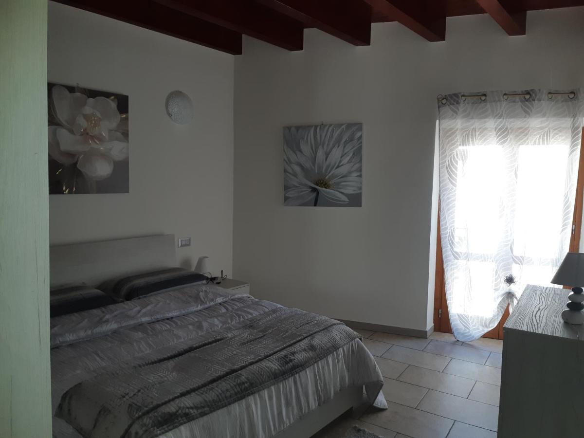 B&B La Genuina Guspini Exterior foto